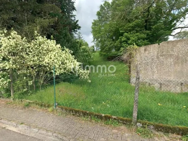Terrain 1300 m²