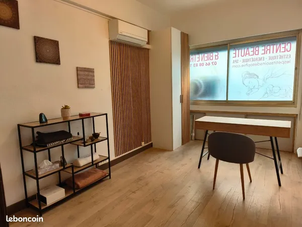 Cabinet professionnel de 45 m² - toulon centre