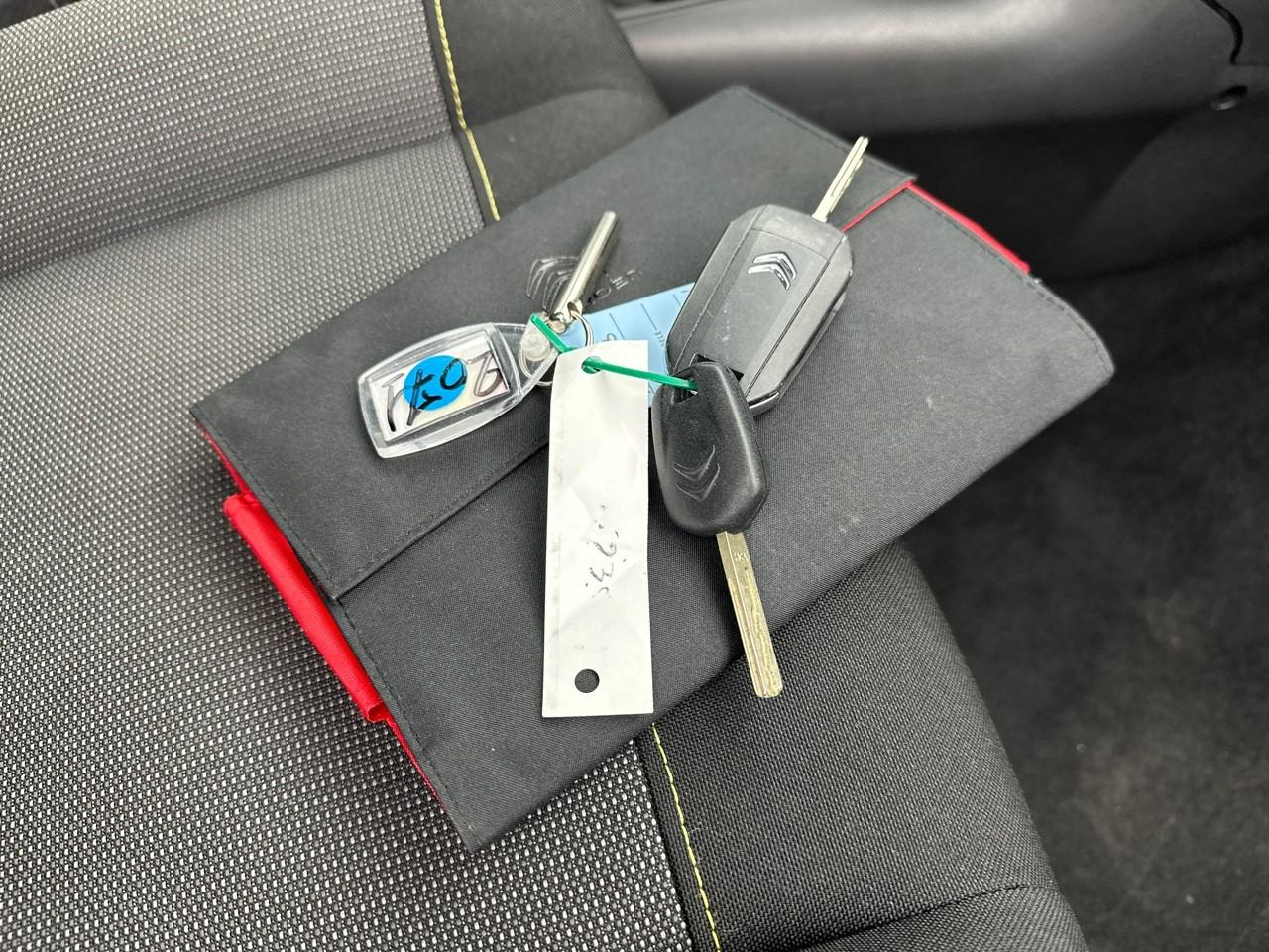 Citroën C3 puretech 83 s&s bvm5 shine pack — photo 31