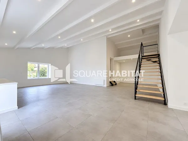 Maison entièrement rénovée - 4 pièces 155 m2 - Médis