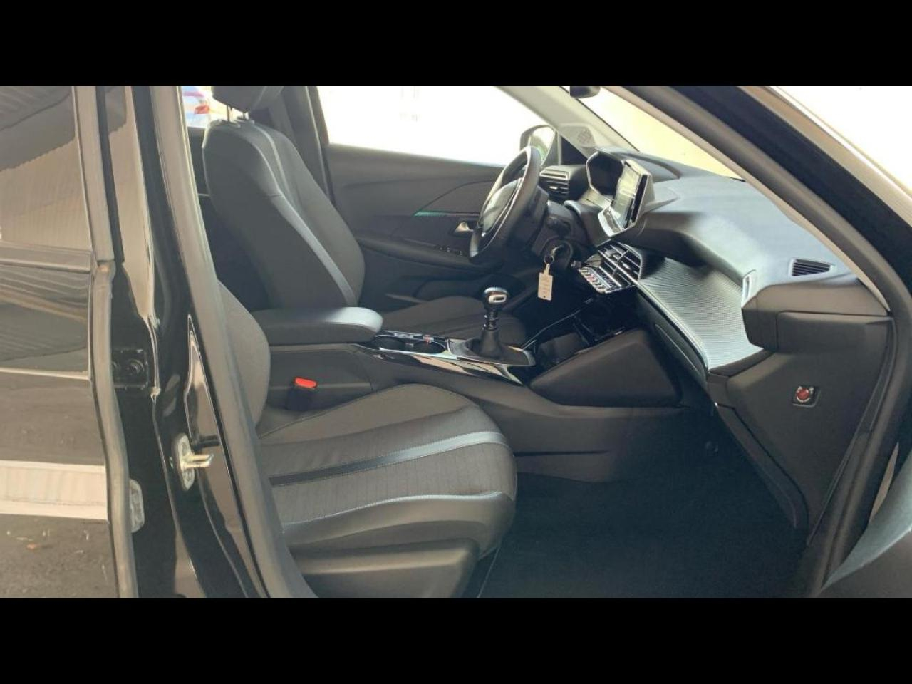 Peugeot 208 1.5 bluehdi 100ch s&s allure — photo 15