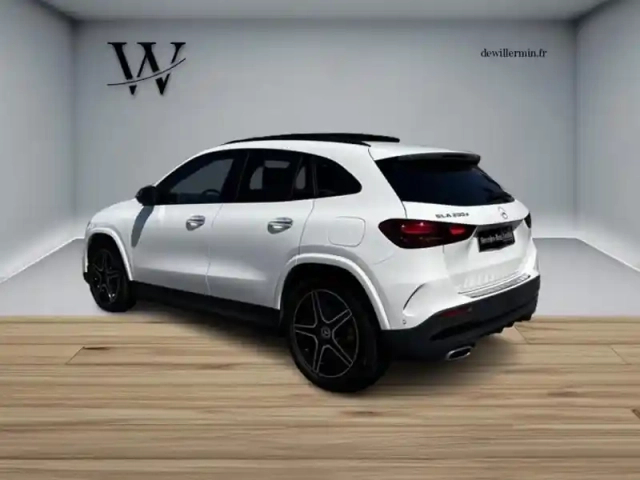 Mercedes Gla 200 d amg line — photo 5