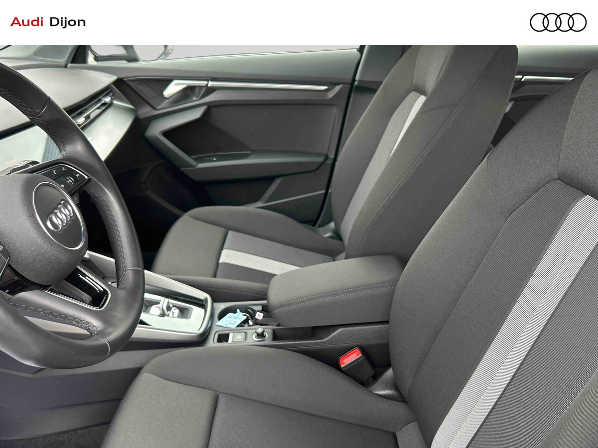 Audi A3 Sportback 30 TFSI Mild Hybrid 110 S tronic 7 — photo 11