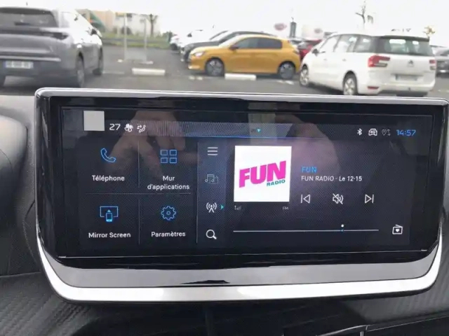 Peugeot 208 hybrid 110 e-dcs6 — photo 40