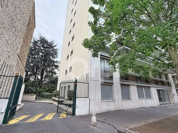 Parking 12 m²