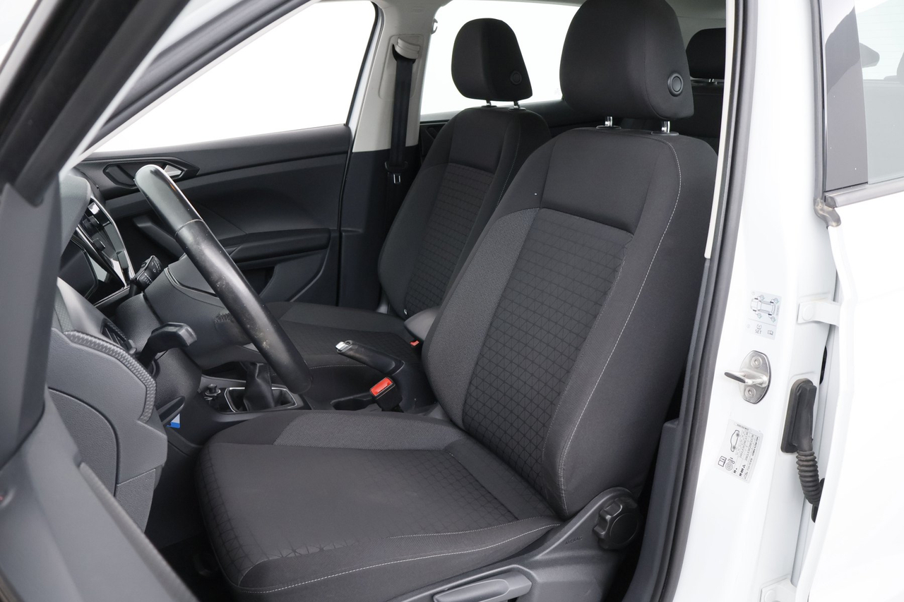 Volkswagen T-Cross — photo 12
