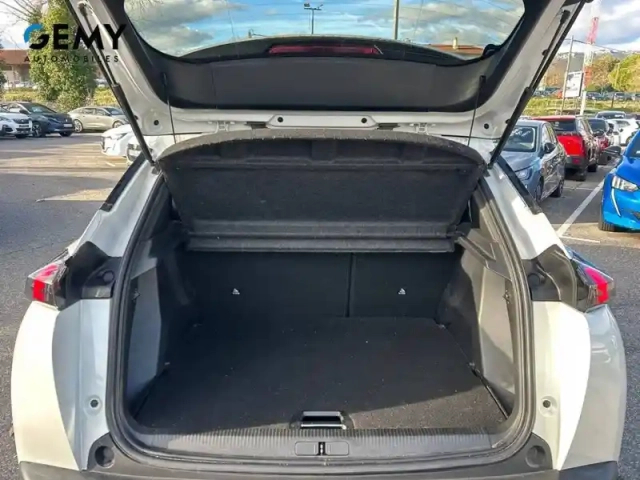 Peugeot 2008 electrique 136 ch — photo 6