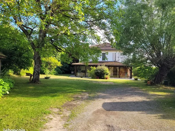 Maison familiale 200 m2 5 ch