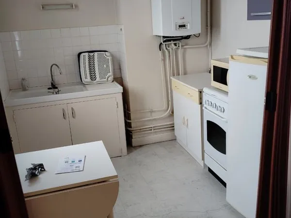Loue appartement F2