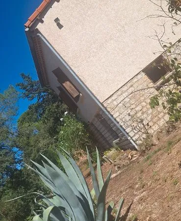 Maison chusclan 30200