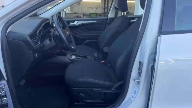 Ford Focus 1.0 ecoboost 125 s&amp;s — photo 4