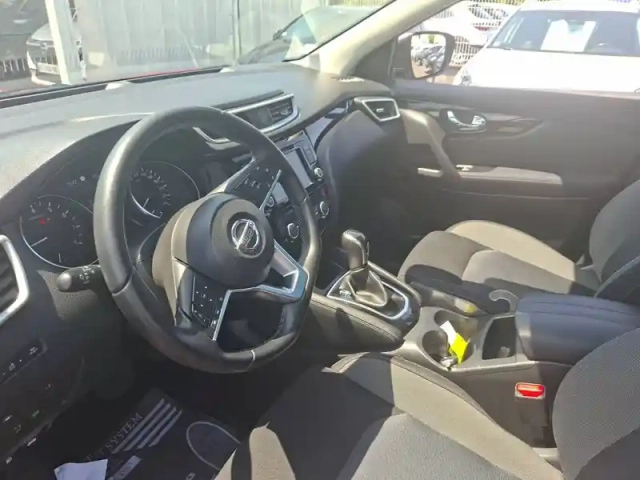 Nissan Qashqai 1.3 dig-t 158 dct — photo 9