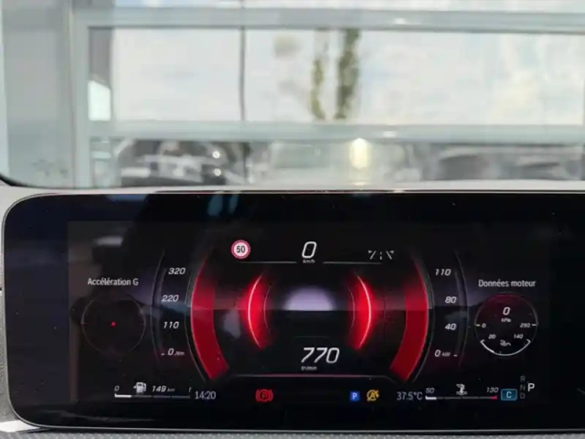Mercedes Gla 200 d amg line — photo 8