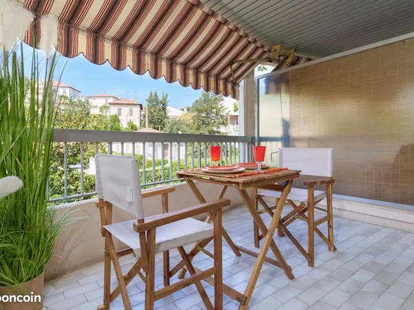 Studio meublé Cannes - Terrasse et parking - Novembre à mars