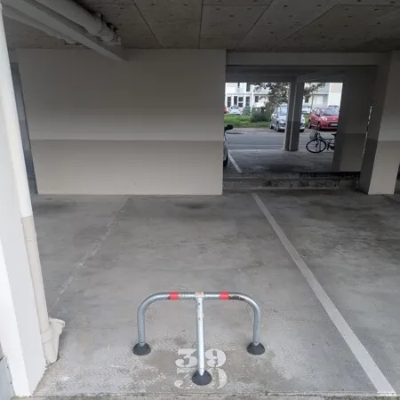 Parking 37 m²
