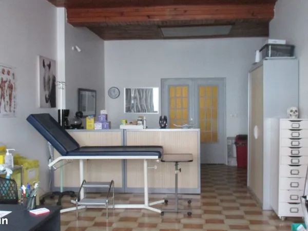 Immeuble de rapport 13 pièces 200 m²