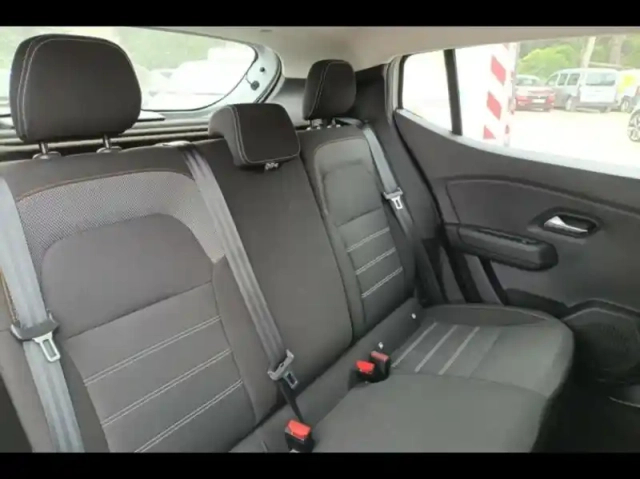 Dacia Sandero 1.0 tce 90ch stepway confort -22 — photo 11