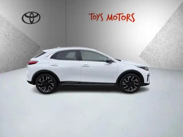 Kia Xceed 1.6 gdi 141 ch phev lounge dct6 — photo 4