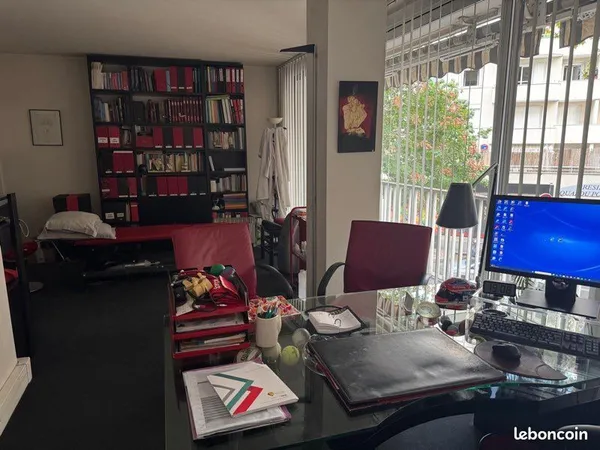 Bureau de 23 m² à louer - Cabinet pluridisciplinaire - Boulogne-Billancourt