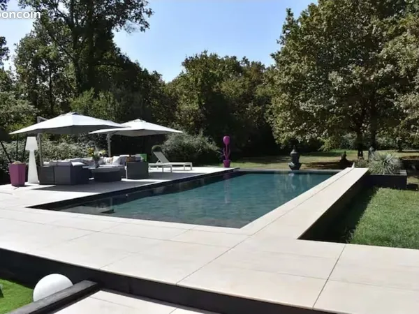 Villa d'exception avec piscine et parc privé à 15 minutes de Bordeaux