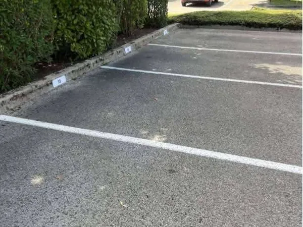 Parking 15 m²