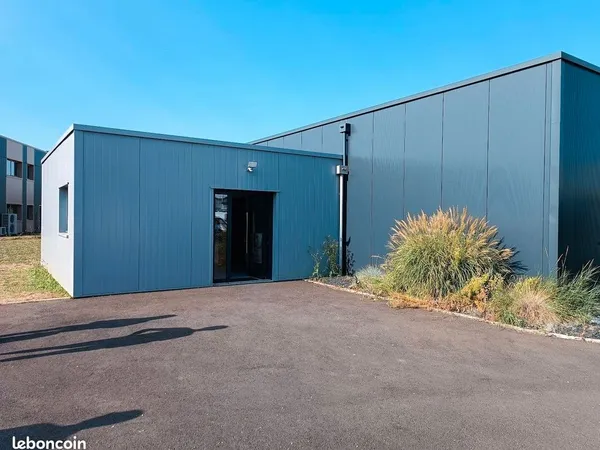 Bureaux avec parking 3 places