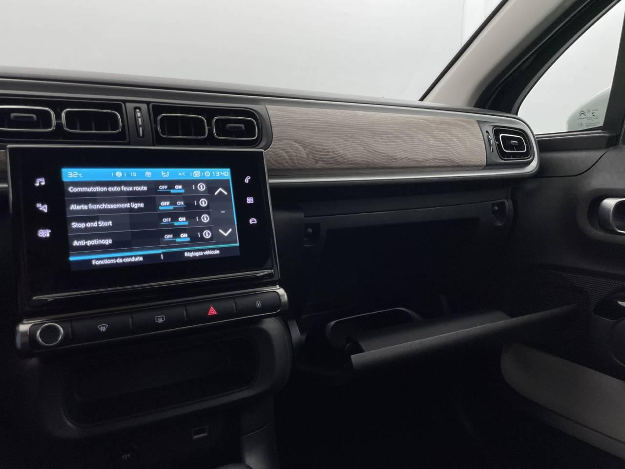 Citroën C3 bluehdi 100 s&s bvm6 shine pack — photo 25