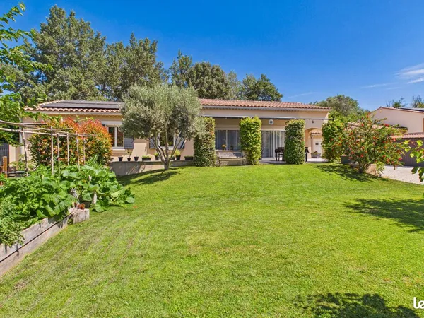 Villa 5 pièces 138 m²