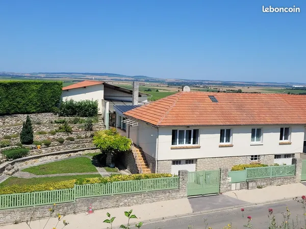 Maison de plain-pied 110 m² avec sous-sol complet au coeur de la Montagne de Reims