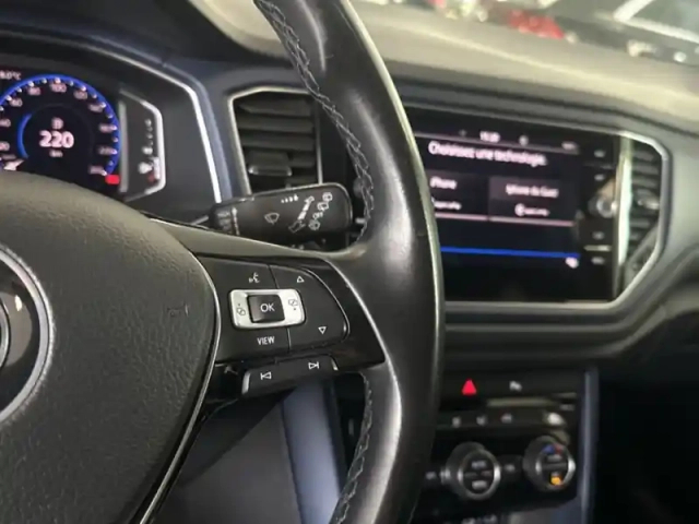 Volkswagen T-Roc united acc car play radar av+a — photo 18