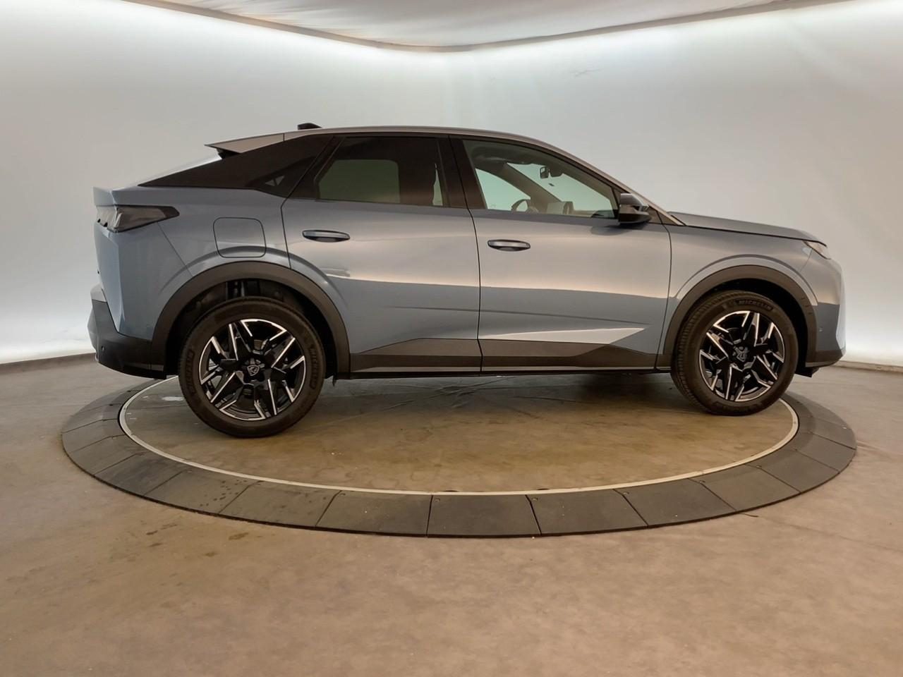 Peugeot 3008 hybrid 145 e-dcs6 allure — photo 4