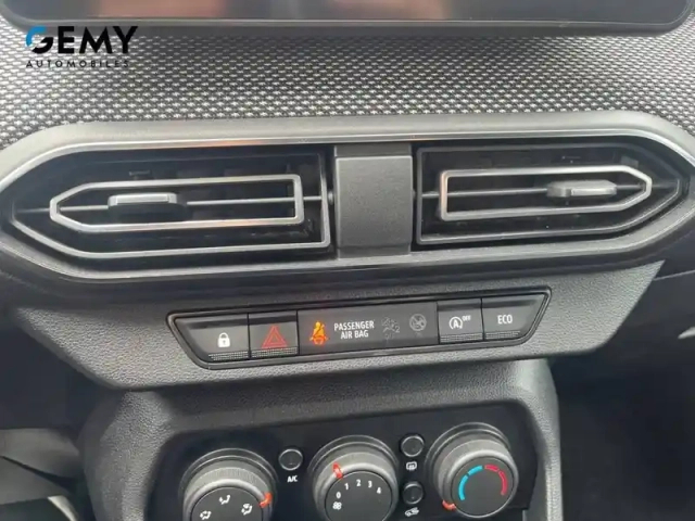 Dacia Jogger eco-g 100 7 places — photo 43