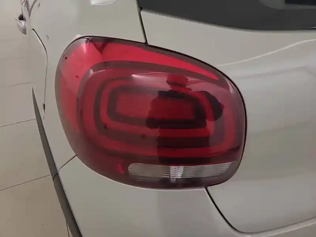 Citroën C3 puretech 83 s&amp;s bvm5 — photo 92