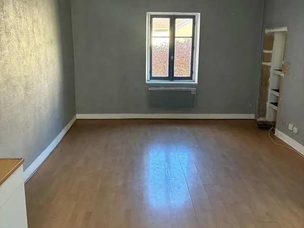 A vendre à Fontaines sur Saône