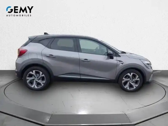 Renault Captur mild hybrid 140 — photo 42