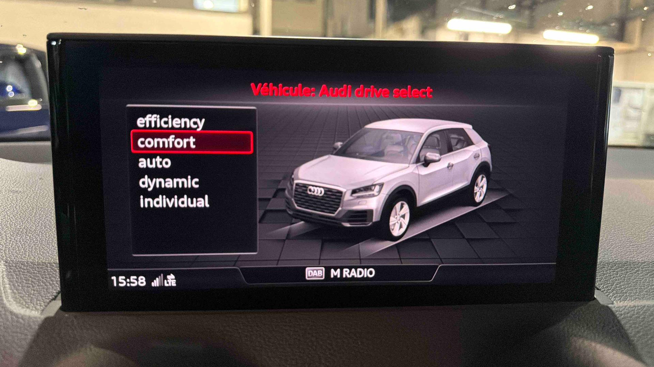 Audi Q2 35 TFSI 150 S tronic 7 — photo 28