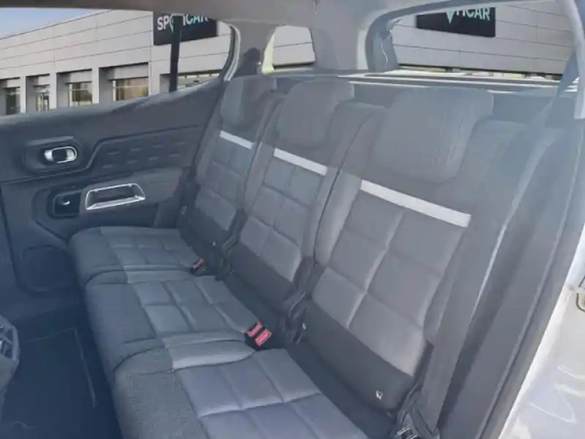 Citroën C5 Aircross hybrid 225ch shine e-eat8 — photo 9