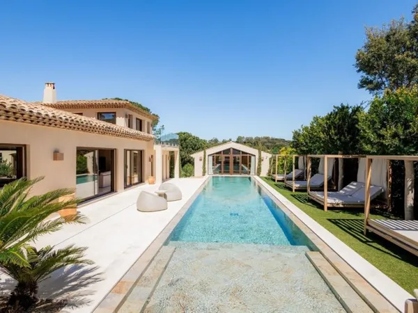 Villa contemporaine neuve à 5 minutes du Club 55 - Saint-Trop