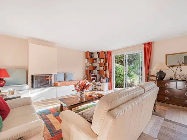Maison 5 pièces 156 m²