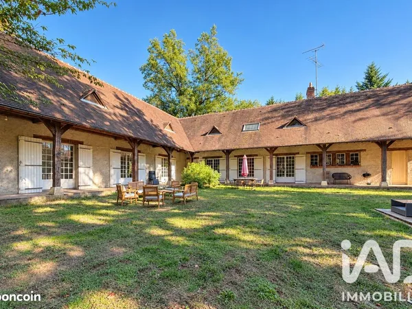 Propriété 9 pièces 277 m²