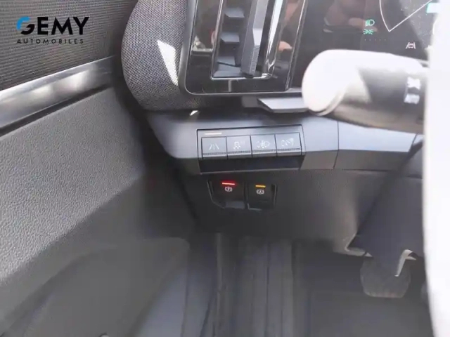 Renault Megane e-tech ev60 220 ch super charge — photo 19