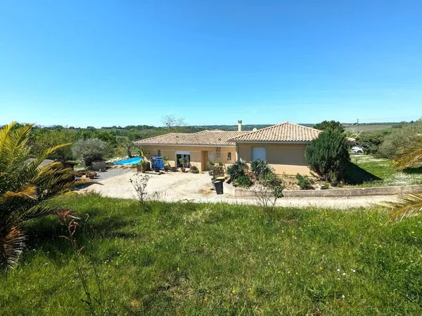 Maison 6 pièces 184 m²
