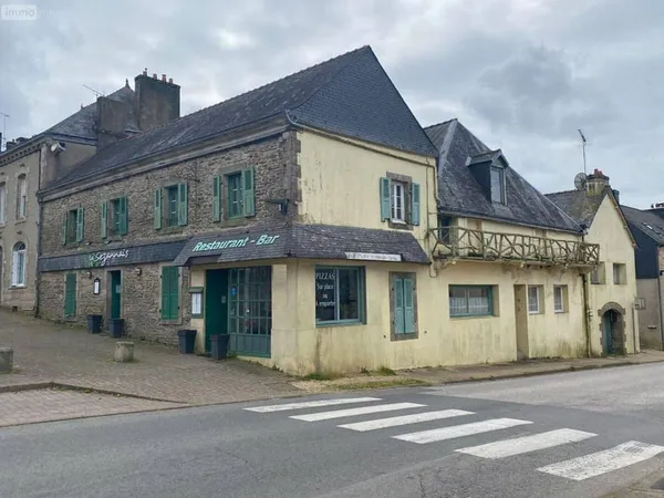 Commerce 350 m²