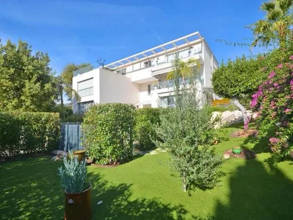 Appartement 3 pièces 84 m²