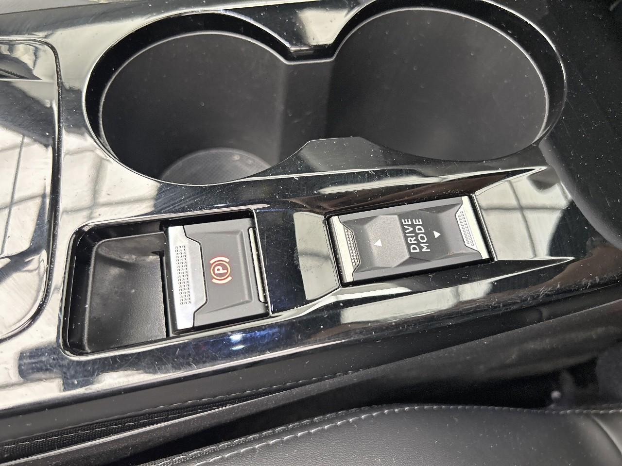 Peugeot 208 electrique 50 kwh 136ch gt pack — photo 18