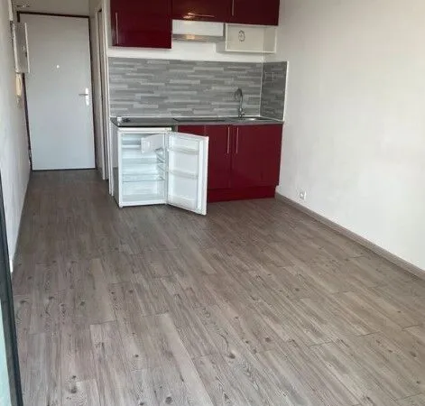 Appartement Location Bordeaux 1p 19m² 595€