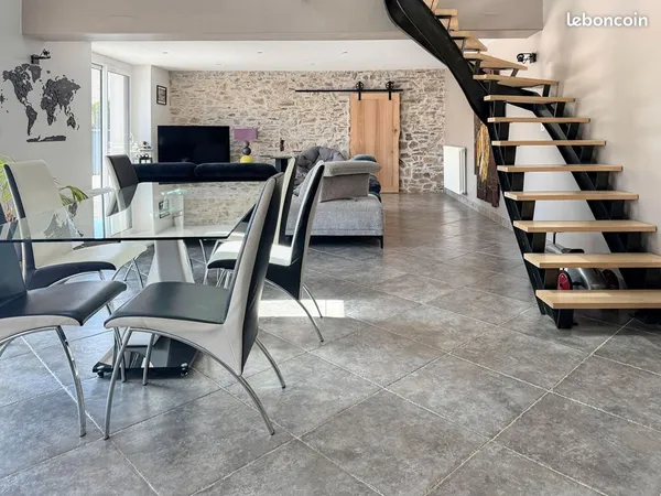 Longère 5 pièces 166 m²