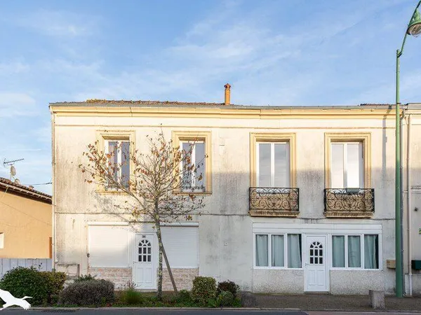 Maison 5 pièces 230 m²