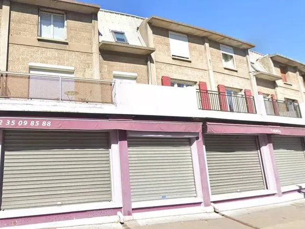 Local commercial avec logement à Gournay-en-Bray