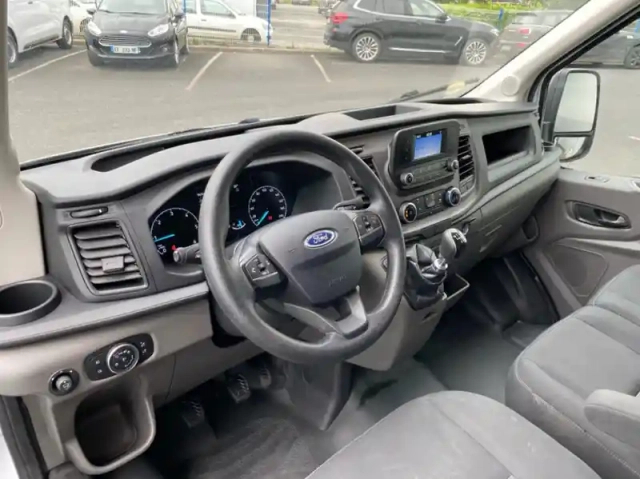 Ford Transit châssis ccb t350 l2 2.0 ecoblue 165ch trend — photo 3